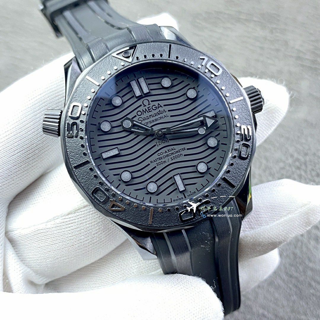 VS Factory OMEGA Seamaster 300米黑武士 top  Replica Copy  Watches 210.92.44.20.01.003 wrist watches  / VS806