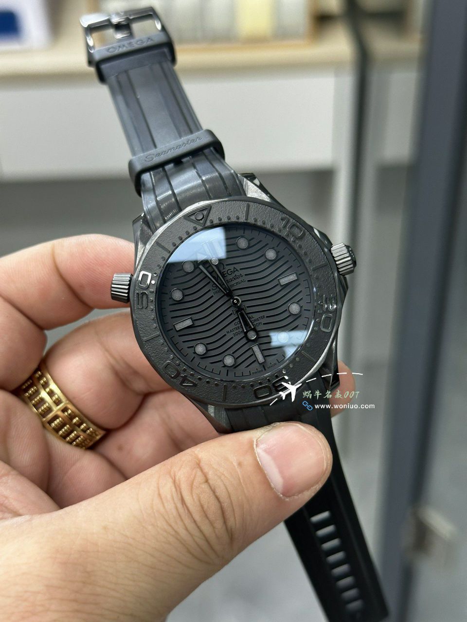 VS Factory OMEGA Seamaster 300米黑武士 top  Replica Copy  Watches 210.92.44.20.01.003 wrist watches  / VS806