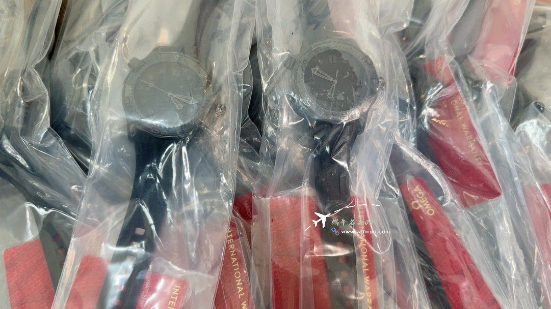 VS Factory OMEGA Seamaster 300米黑武士 top  Replica Copy  Watches 210.92.44.20.01.003 wrist watches  / VS806