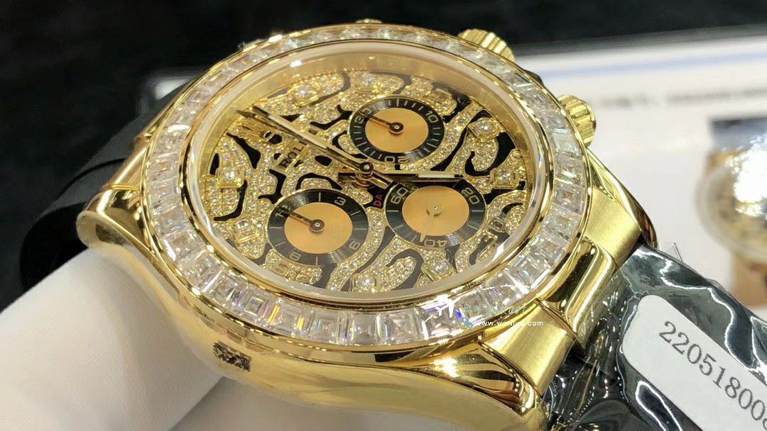  TOP  copy customized  Rolex  Cosmograph Daytona 黄金虎 Ditongna  Replica Copy  Watches 116588 TBR wrist watches  / R880