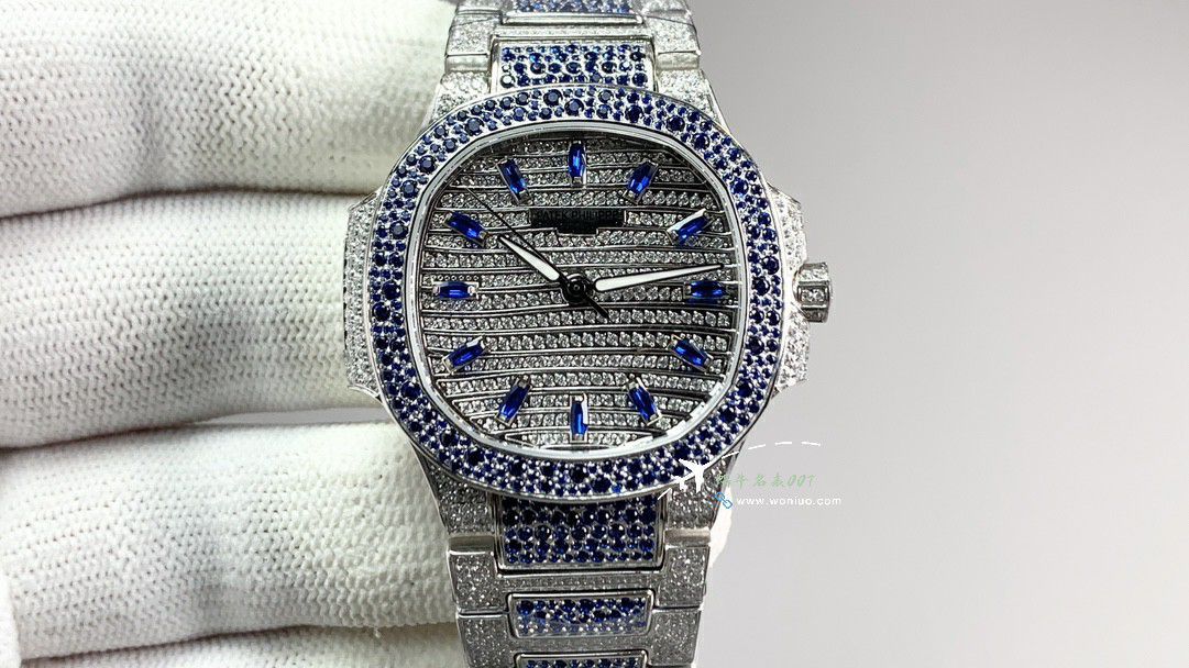GR PATEK PHILIPPE 运动优雅 top  Replica Copy  Watches 7118/1451G-001女 wrist watches  / BD501