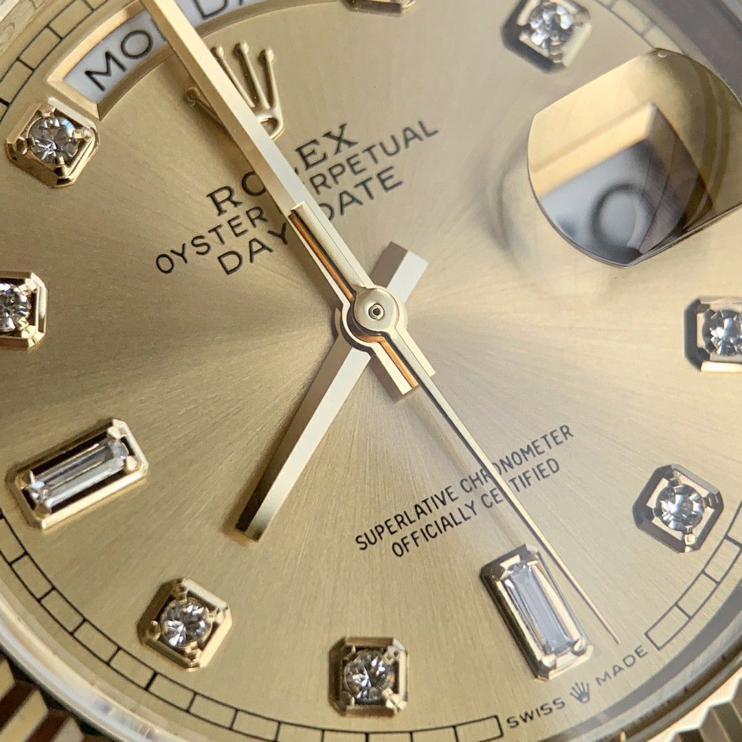  Rolex  Day-Date 型烟熏渐变绿 High quality   Replica Watches m128238-0069 wrist watches  / R888
