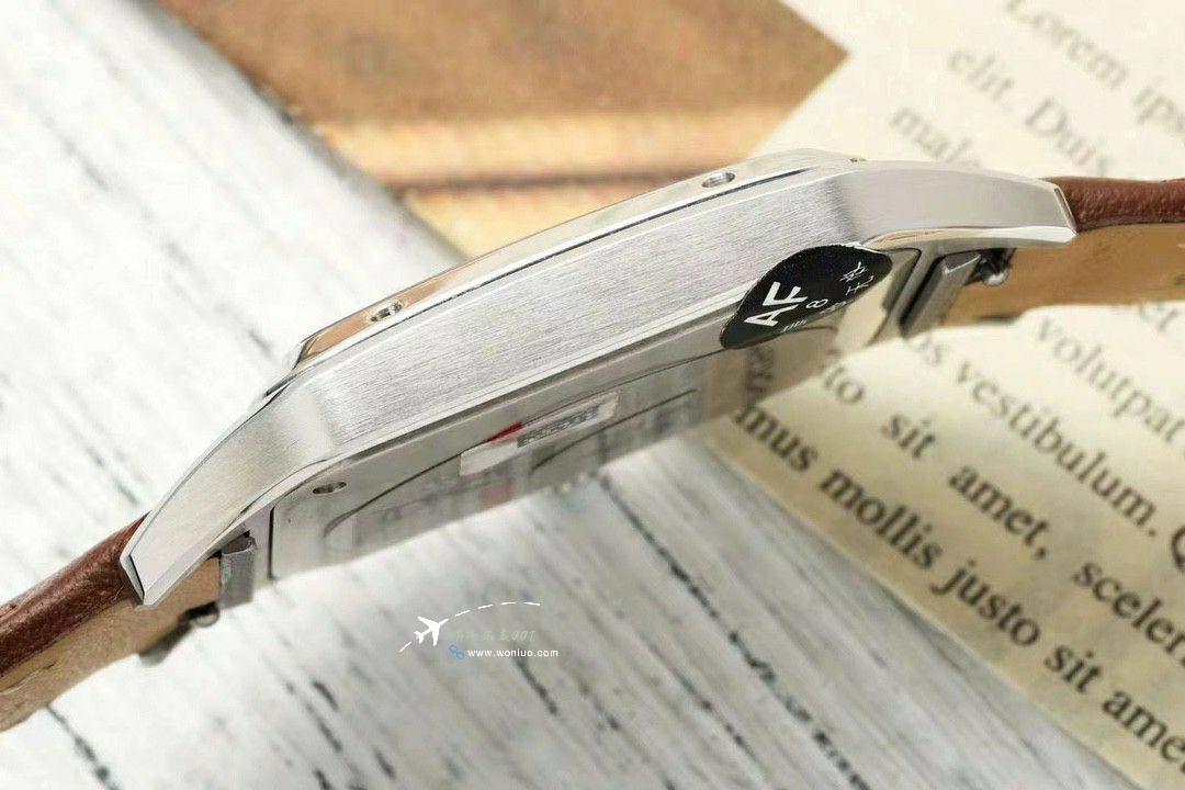 AF Cartier   Santos 大号中号集合WJSA0016，WJSA0017，WJSA0019 top  Replica Copy  Watches  / K377